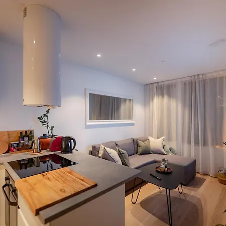 Апартаменты Modern In Center Тромсё